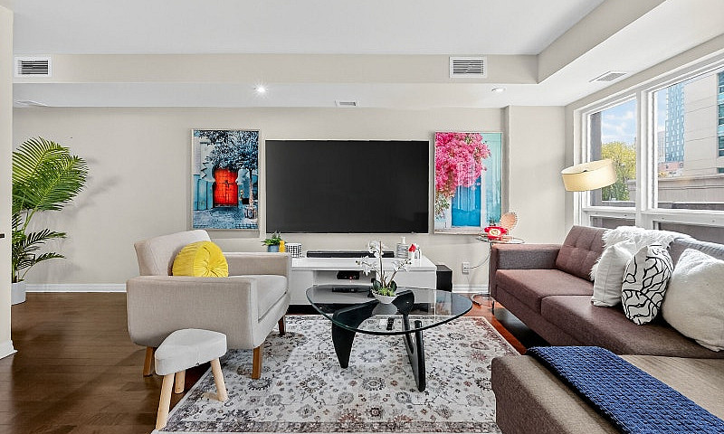242 Rideau Street #2...