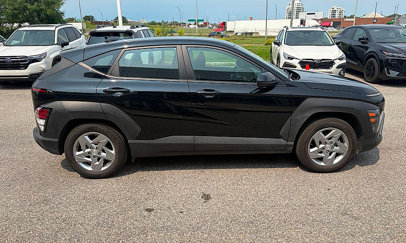 2026 Hyundai Kona Es...