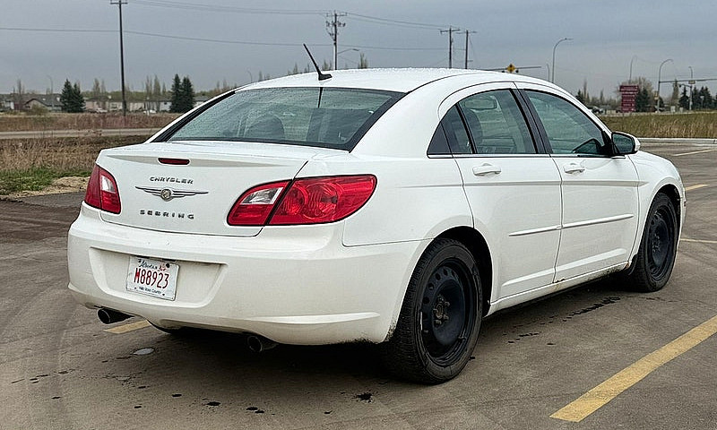 2010 Chrysler Sebrin...
