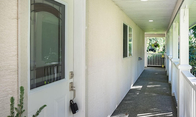 Acreage In Nanaimo/C...