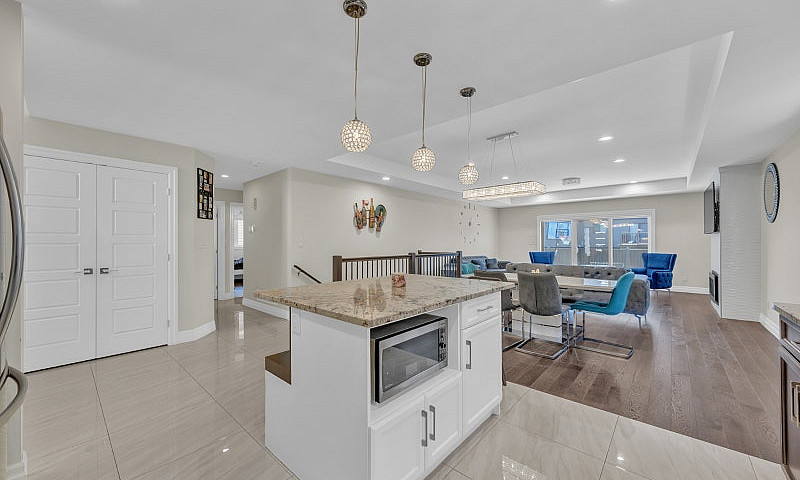 157 Townsview...