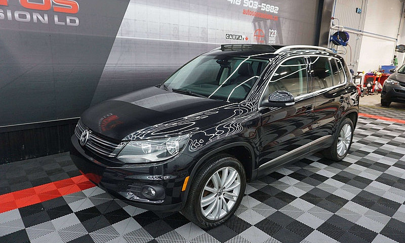 2017 Volkswagen Tigu...