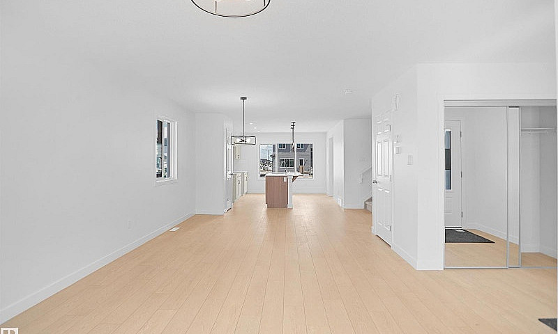7303 181 Av Nw Edmon...