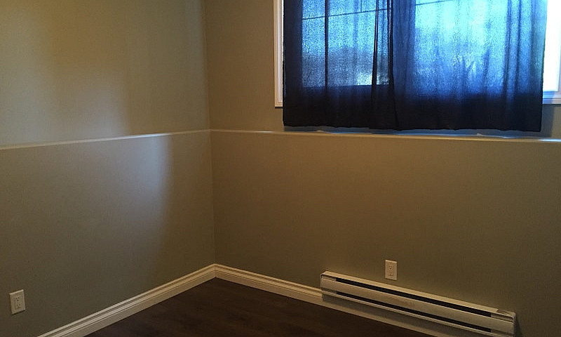2 Bedroom Basement S...