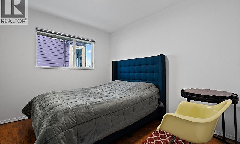 443-445 W Keith Road...