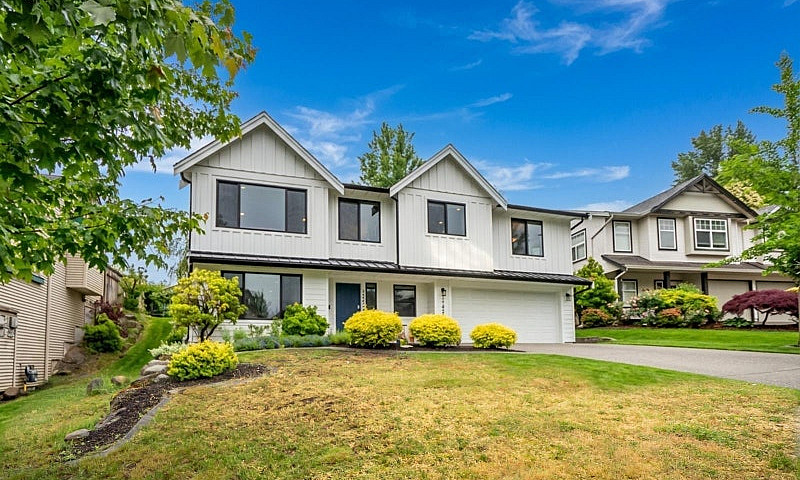 35452 Strathcona Cou...