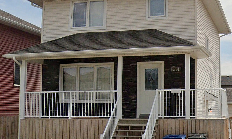 3 Beds 2.5 Baths - H...
