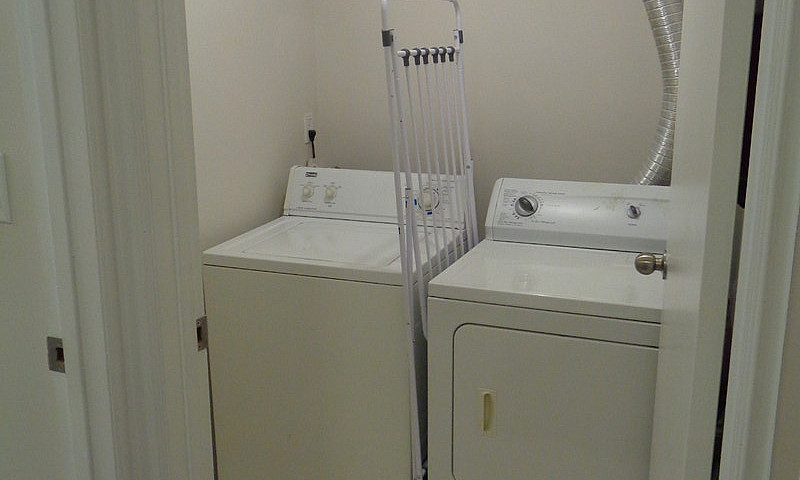Fully Furnished 2 Be...