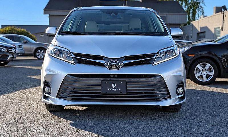 2020 Toyota Sienna X...