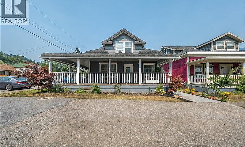 1195 Tamarac Avenue ...