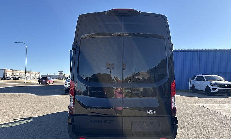 2027 Ford Transit Pa...