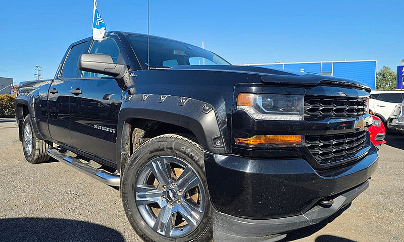 2017 Chevrolet Silve...