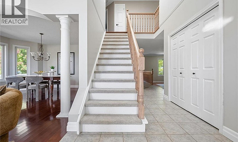 25 Amalia Crescent G...