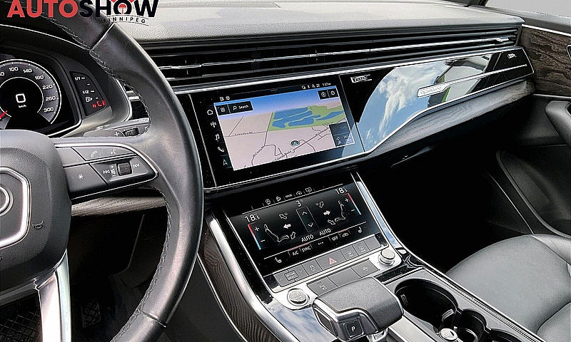 2022 Audi Q7 45 Komf...