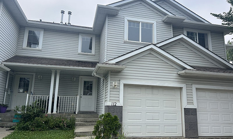 3 Bedrooms, 1.5 Bath...