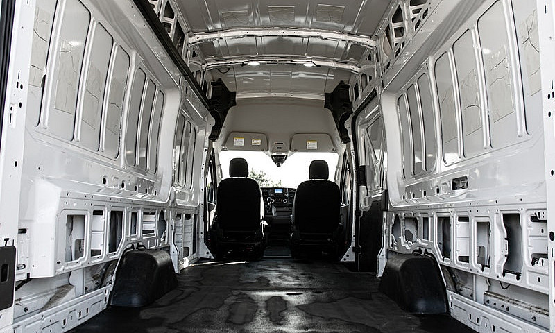 2025 Ford Transit Ca...