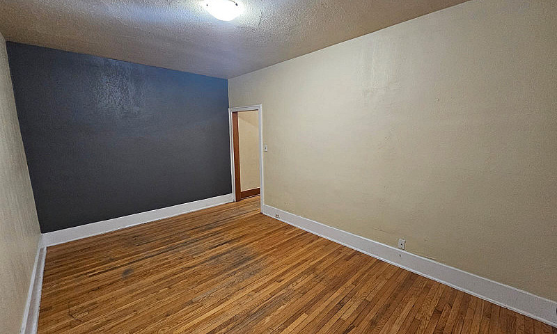 558 Sherbrook - 1 Br...