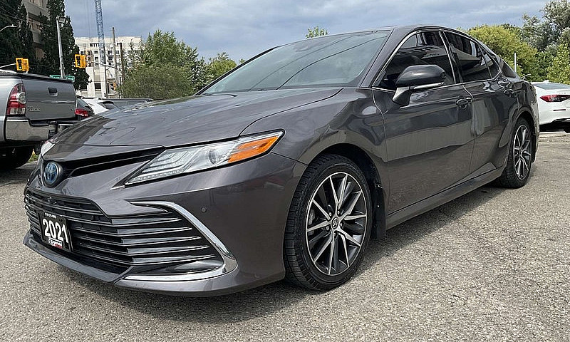 2021 Toyota Camry Xl...