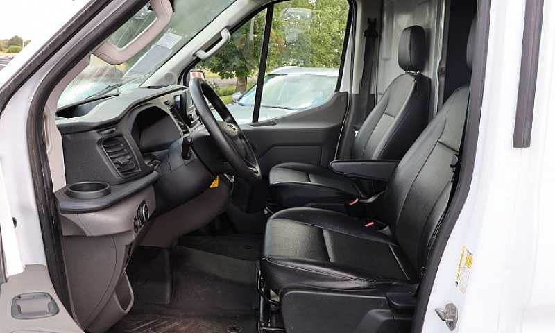 2023 Ford Transit 25...