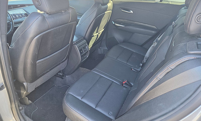 2023 Cadillac Xt4 Aw...