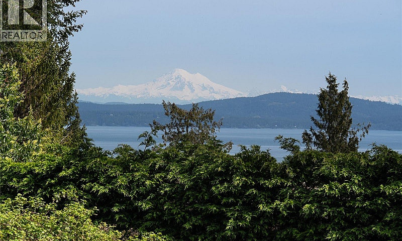 805 Yole Pl Saanich,...