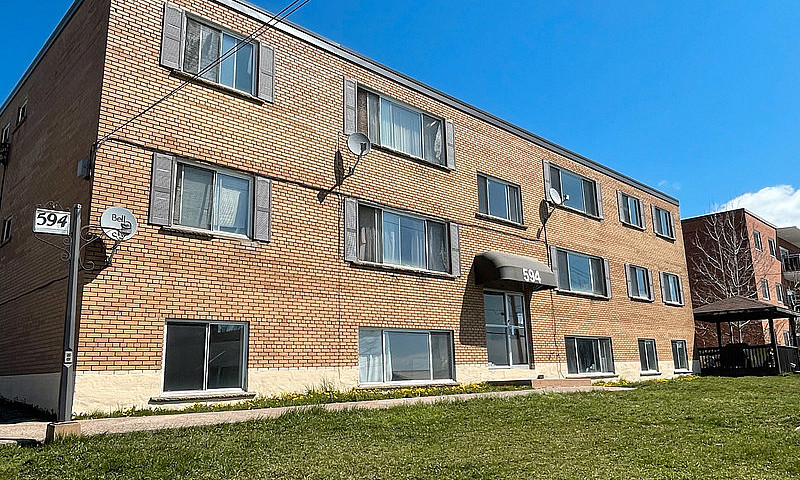 2 Bedroom Apartment ...