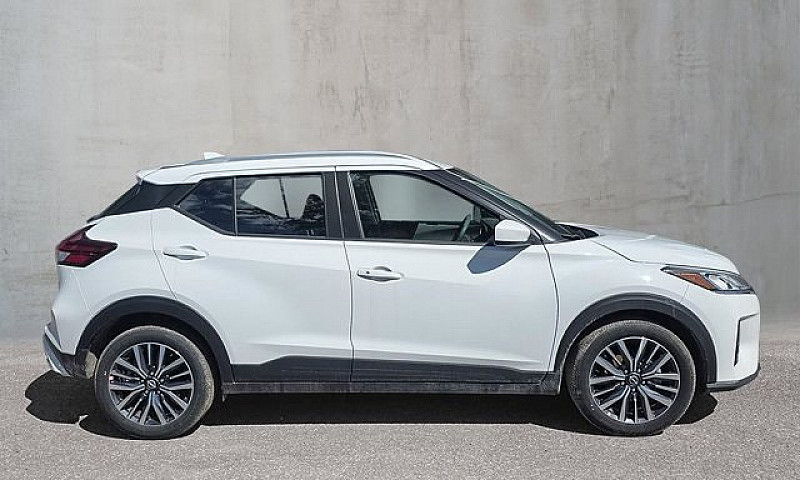 2025 Nissan Kicks Pl...