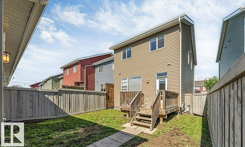 2122 24 St Nw Edmont...