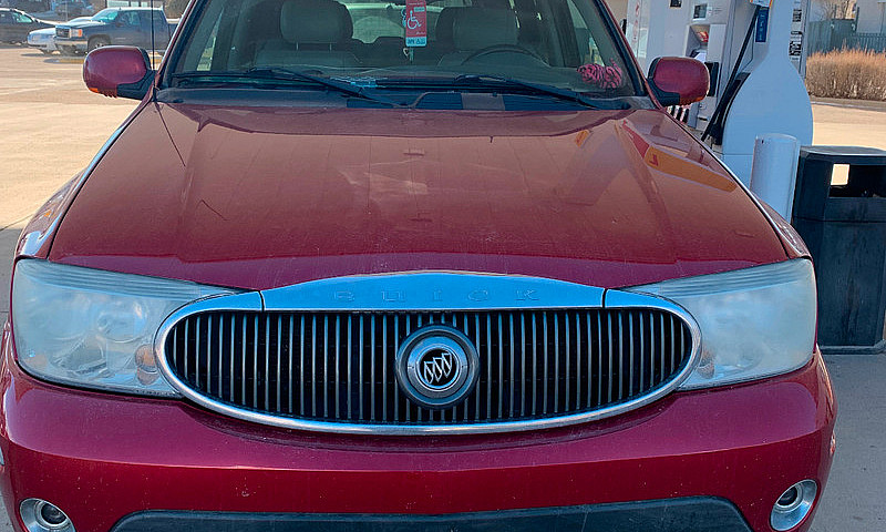 2004 Buick Rainier...