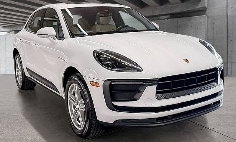 2023 Porsche Macan B...