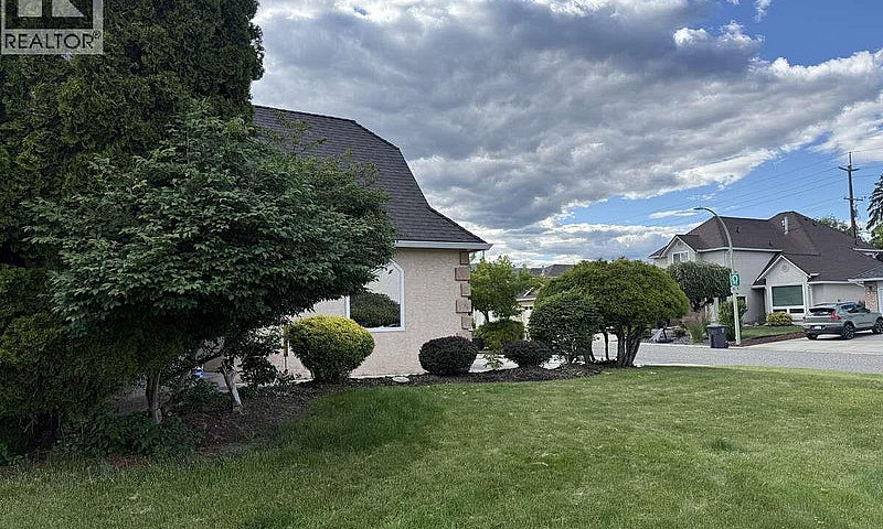 877 Springside Court...