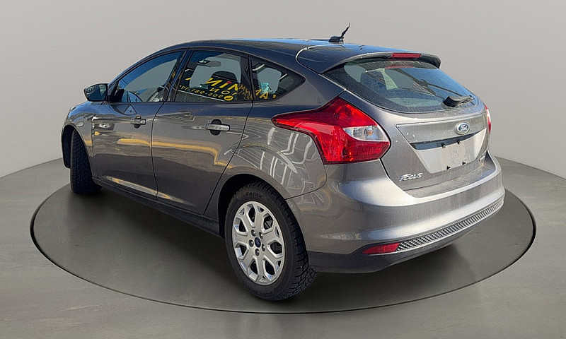 2012 Ford Focus (Cer...