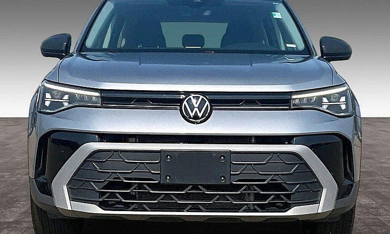 2025 Volkswagen Taos...
