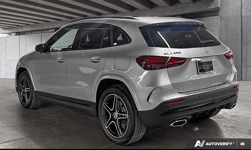 2026 Mercedes-Benz G...