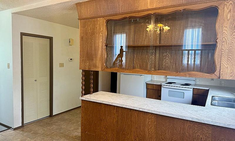 Ideal 2 Bed 1 Bath S...