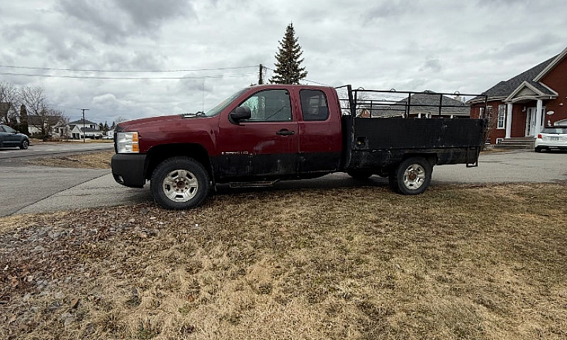 Chevrolet Silverado ...