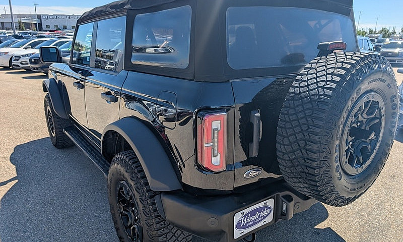 2023 Ford Bronco...