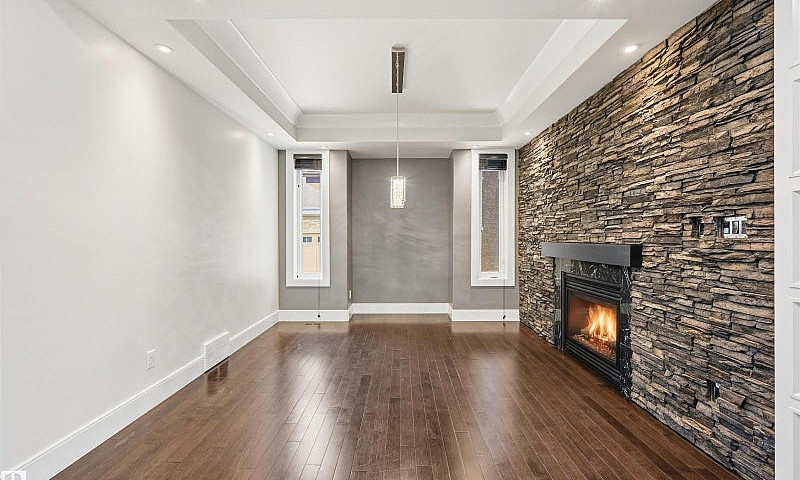 5216 Mullen Ct Nw Ed...