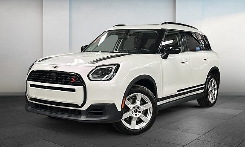 2025 Mini Countryman...