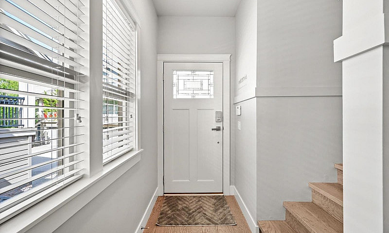 43 22225 50 Avenue L...