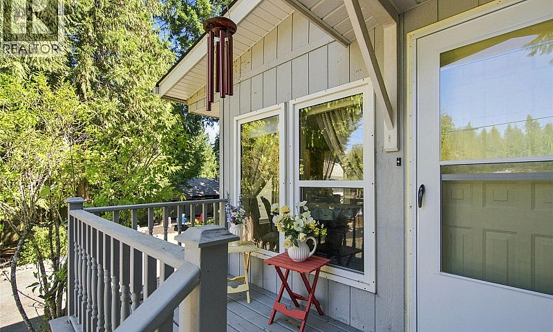 1115 Symons Cres Qua...