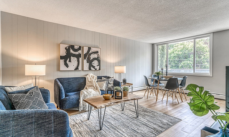 Garneau Place - 1 Be...