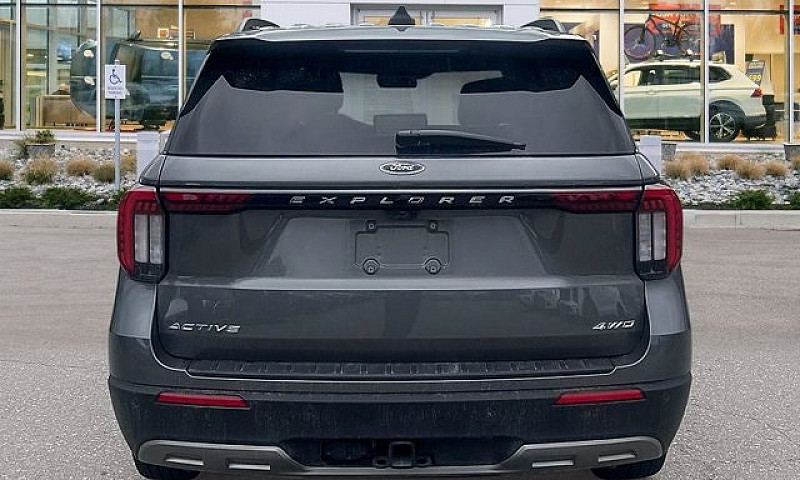 2025 Ford Explorer A...
