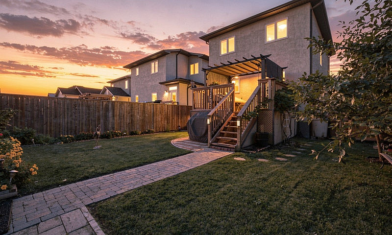 3 Bedroom Home For S...