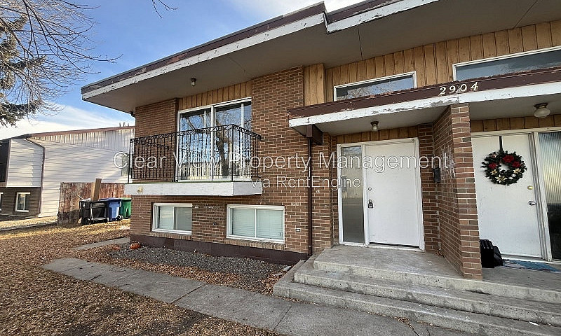 2 Bed Duplex/Triplex...