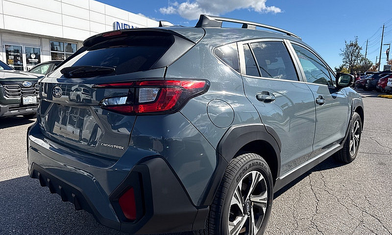 2024 Subaru Crosstre...