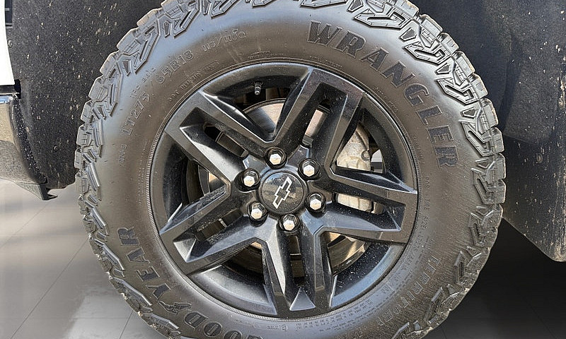 2025 Chevrolet Silve...
