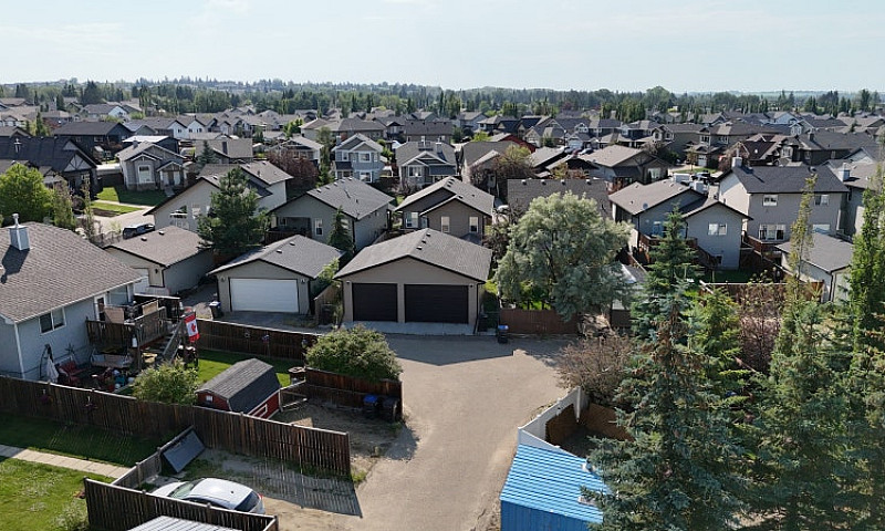 Sylvan Lake Home Wit...