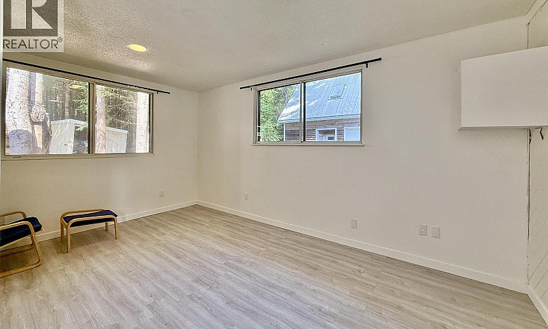 1290 Stewart Road Gi...