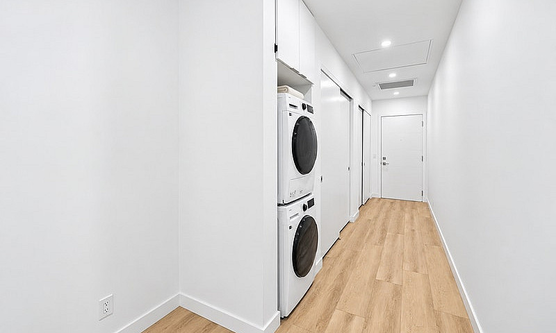 708 11 Ave Sw - 2Bed...